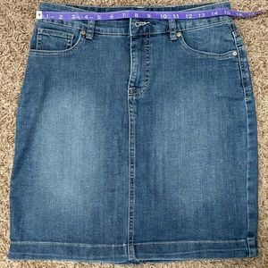 Style & Co Denim Skirt/Size 8P